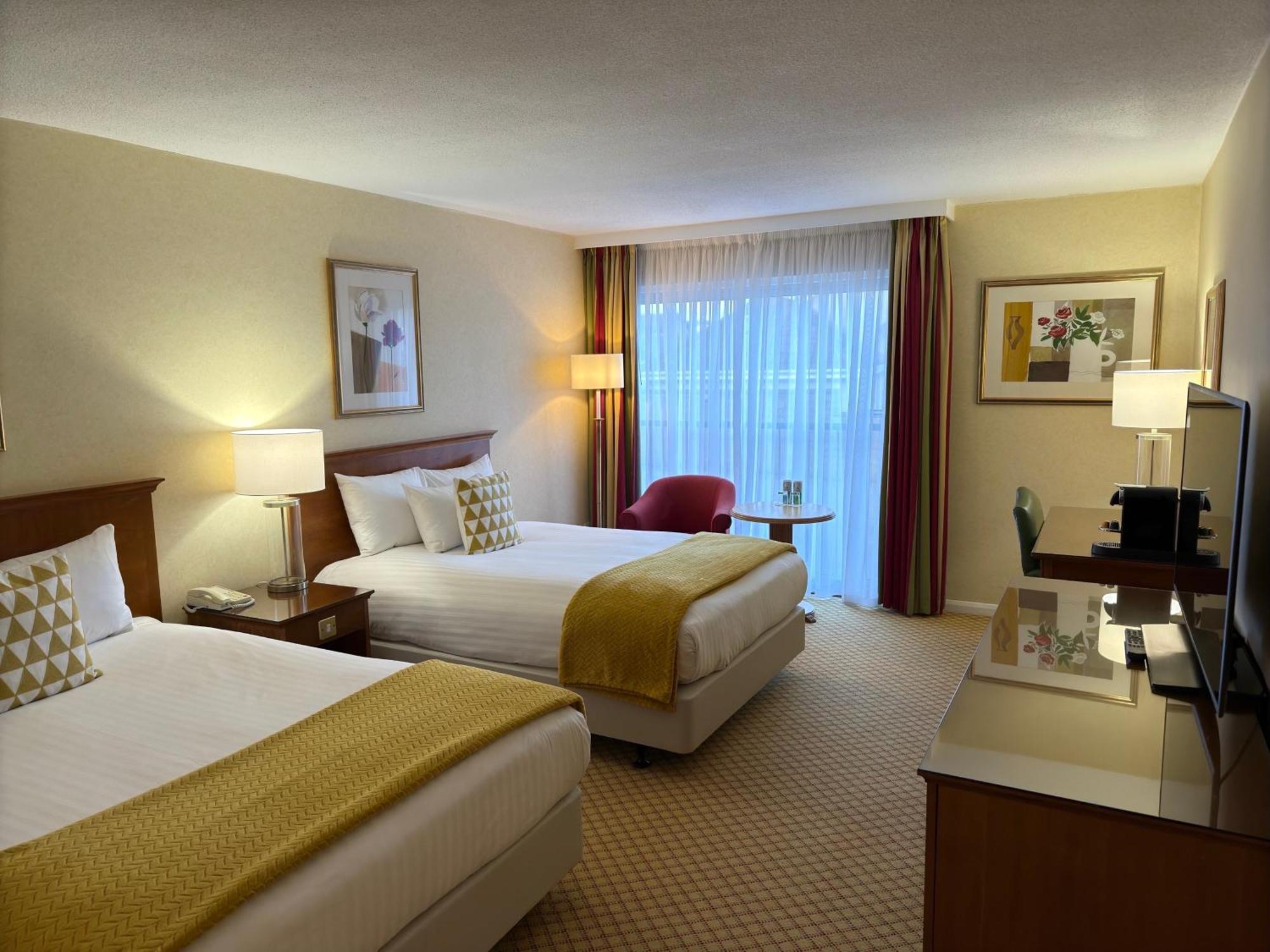 Delta Hotels by Marriott Aberdeen Dyce Buitenkant foto
