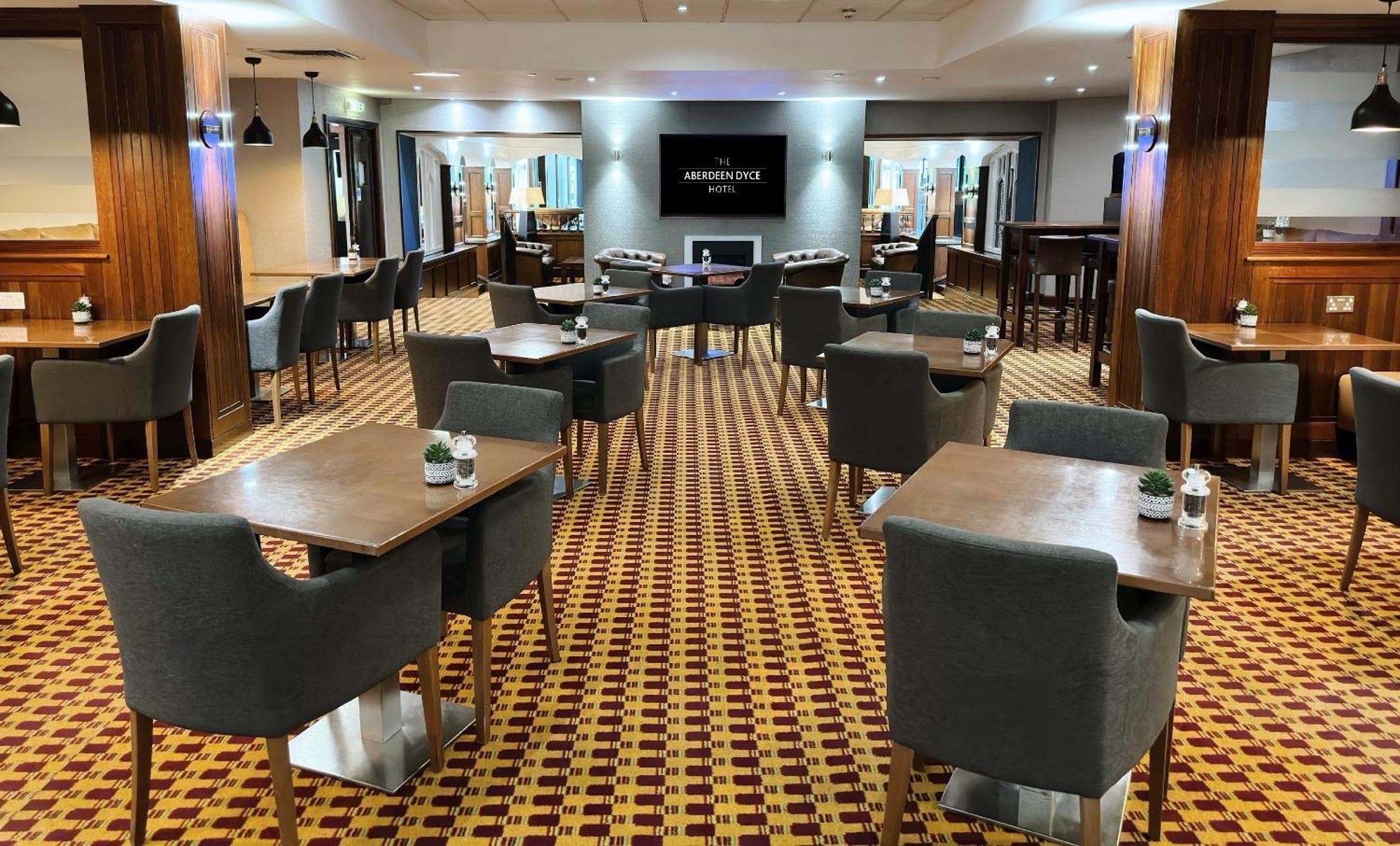 Delta Hotels by Marriott Aberdeen Dyce Buitenkant foto